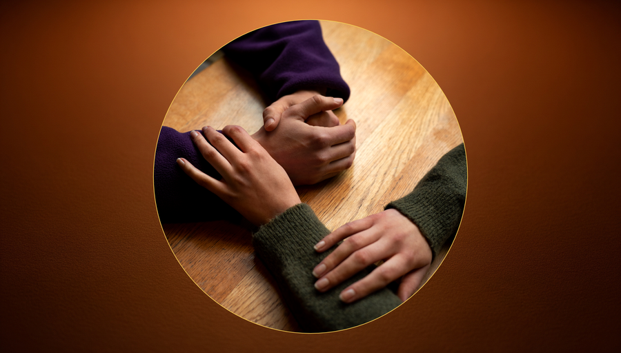 Mpatapo Adinkra symbol — an intricate continuous knot representing reconciliation and peacemaking in Akan tradition