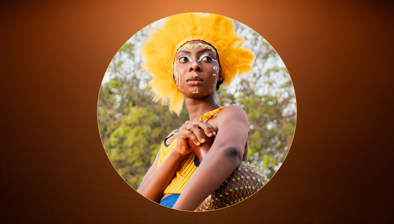 Sankofa Adinkra symbol — a young woman hold a gourd and her heard turned slightly backward, representing the wisdom of learning from the past
